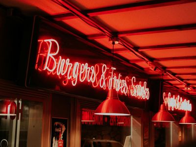 restaurant-amp-bar-1