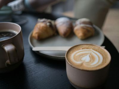 cafe-coffee-shop-2