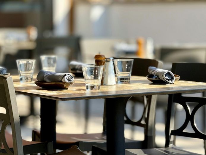 cafe-restaurant-bar-2