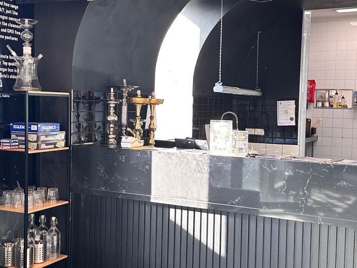 profitable-burger-pasta-restaurant-in-prime-brunswick-east-corner-shop-1