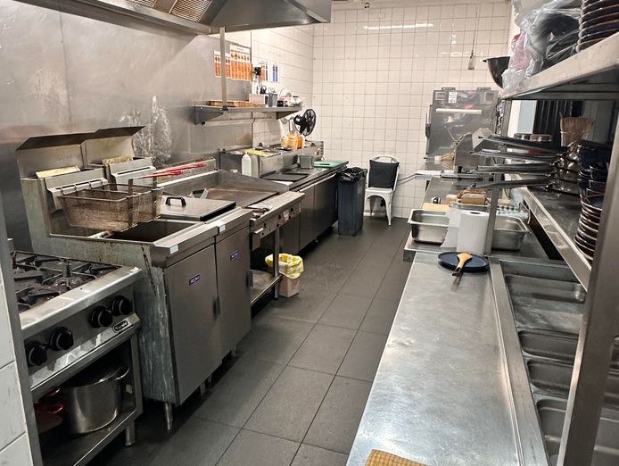 profitable-burger-pasta-restaurant-in-prime-brunswick-east-corner-shop-4