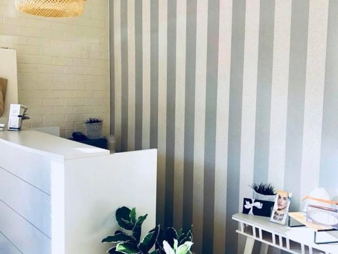 own-your-dream-beauty-salon-0