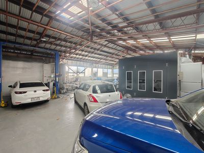 rocklea-mechanic-smash-repair-workshop-for-sale-1