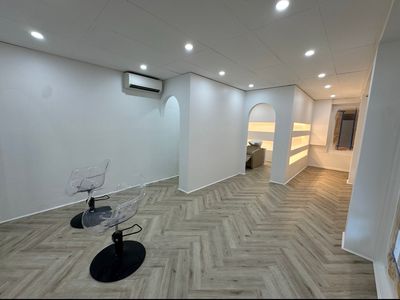 luxe-turn-key-hair-salon-0