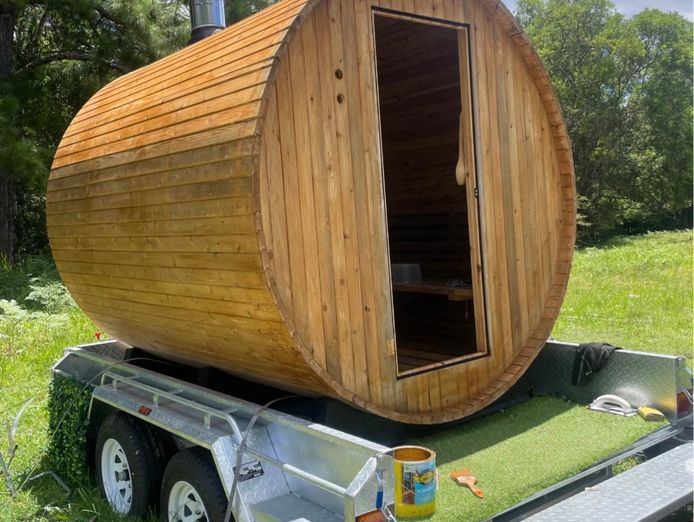 sauna-heaters-traditional-finnish-mobile-sauna-4