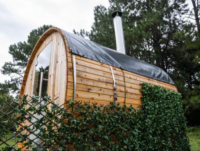 sauna-heaters-traditional-finnish-mobile-sauna-3