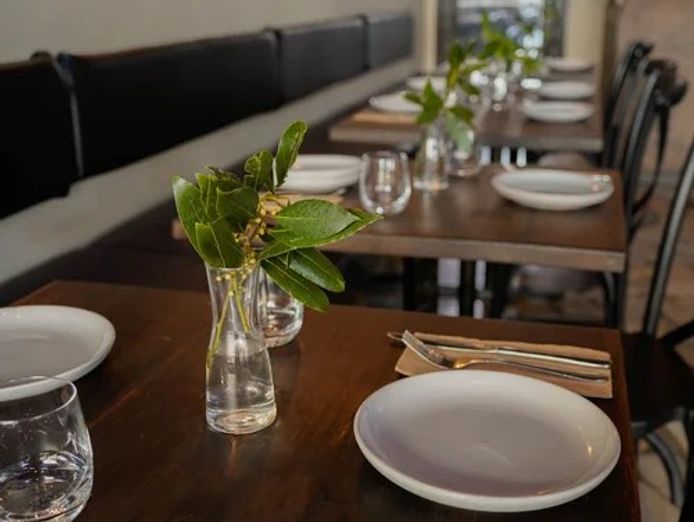 licensed-cocktail-lounge-in-heart-of-brunswick-2