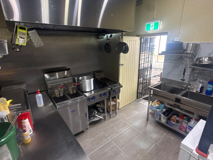 cafe-opportunity-ready-to-go-space-low-overheads-2