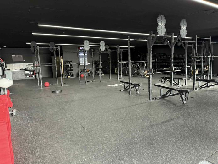 group-fitness-studio-2