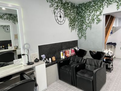 north-melbourne-hair-and-beauty-salon-with-expansion-options-7