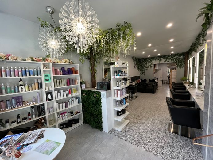 north-melbourne-hair-and-beauty-salon-with-expansion-options-3