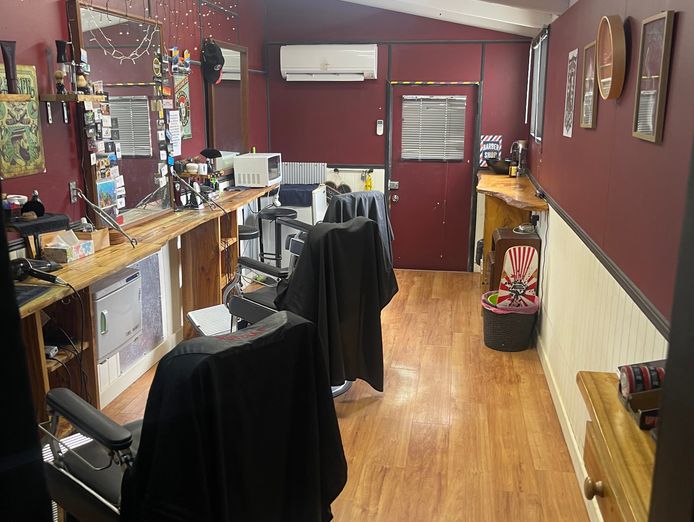 established-noosa-hinterland-barber-shop-0