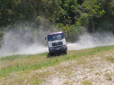 established-lime-supply-30-plus-years-spreading-business-sunshine-coast-qld-6