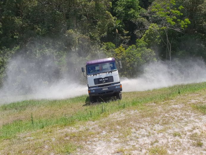 established-lime-supply-30-plus-years-spreading-business-sunshine-coast-qld-6