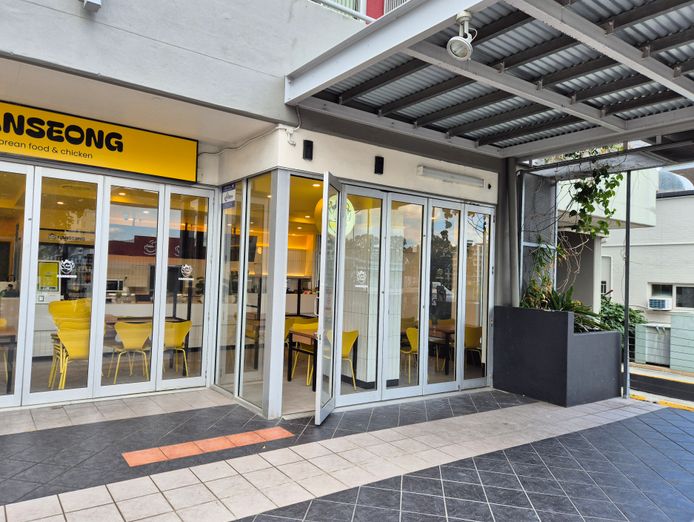 licensed-korean-chicken-restaurant-brisbane-west-5