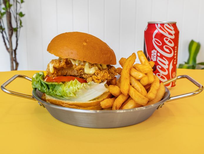licensed-korean-chicken-restaurant-brisbane-west-1