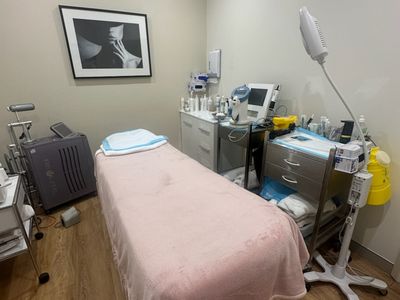 cosmetic-skin-gp-clinic-edgecliff-12-yrs-established-8-400-patients-2