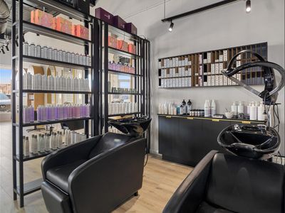 salon-hair-beauty-1