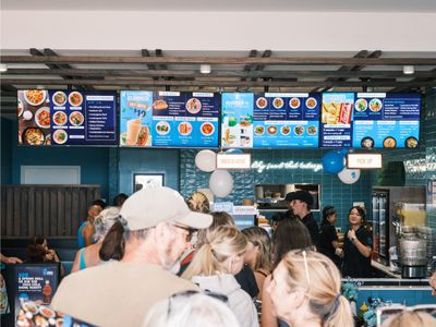beach-front-vietnamese-restaurant-for-sale-in-henley-4