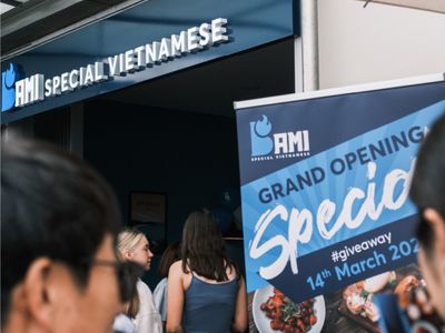 beach-front-vietnamese-restaurant-for-sale-in-henley-5