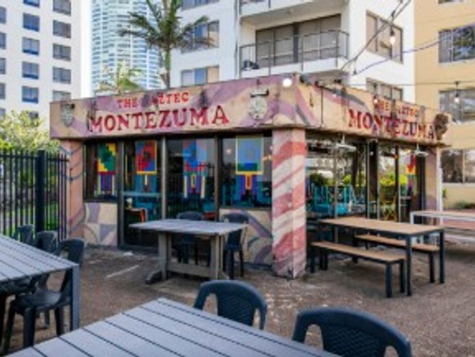 surfers-paradise-ground-floor-restaurant-business-and-building-2