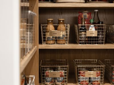 home-organisation-ecommerce-business-with-100k-stock-confidential-sale-0