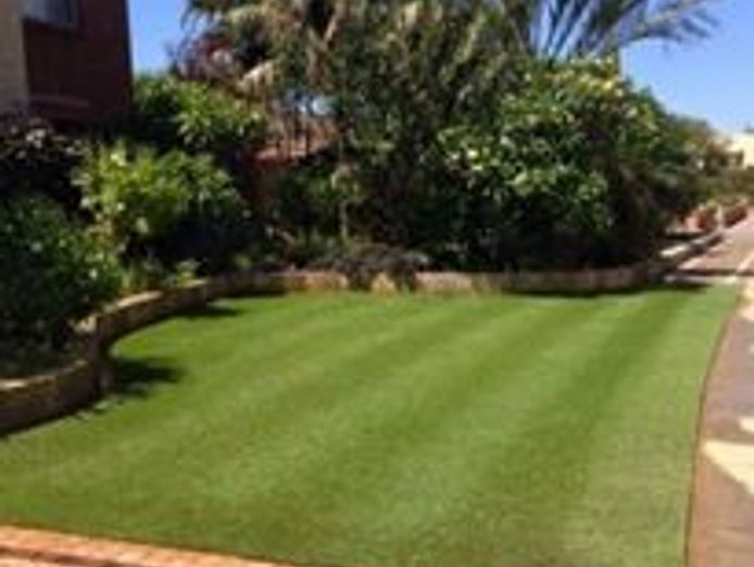 lawnmowing-round-clients-3