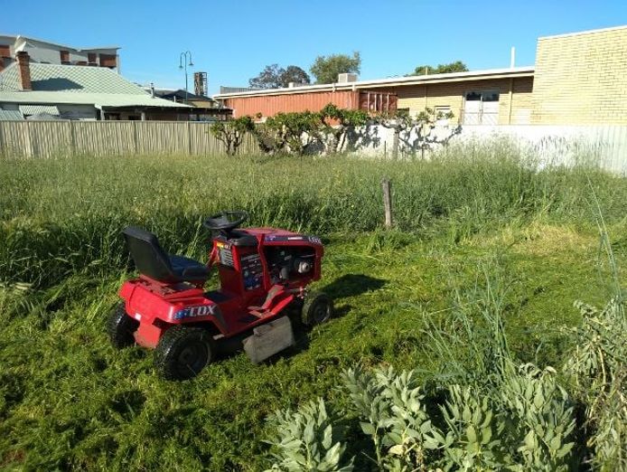 lawnmowing-round-clients-2