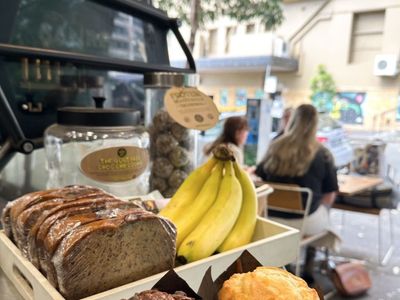 busy-darlinghurst-cafe-0