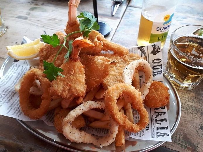 free-fish-chips-business-on-offer-lease-transfer-only-owner-retiring-1