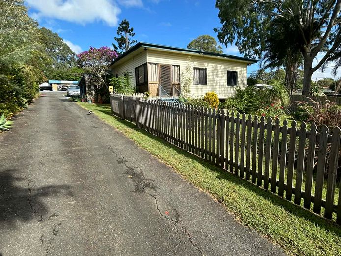 rural-funeral-home-for-sale-2