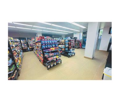 convenience-store-in-kingswood-1
