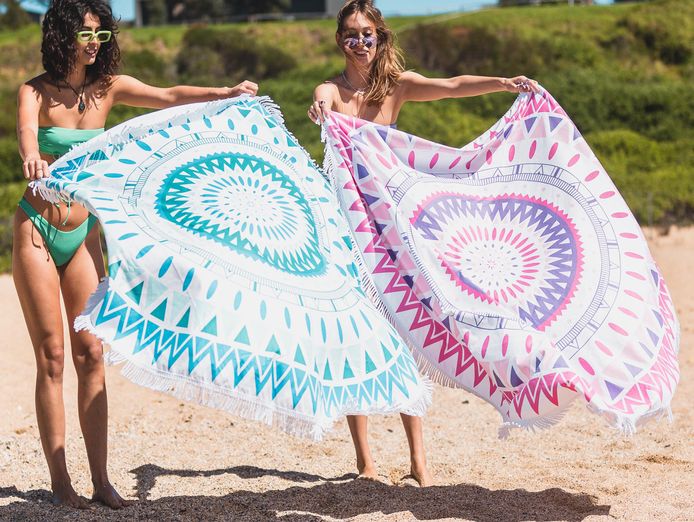 established-shopify-beach-fitness-towel-brand-home-based-lifestyle-busines-6