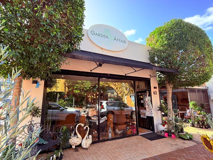 boutique-garden-gift-store-for-sale-0