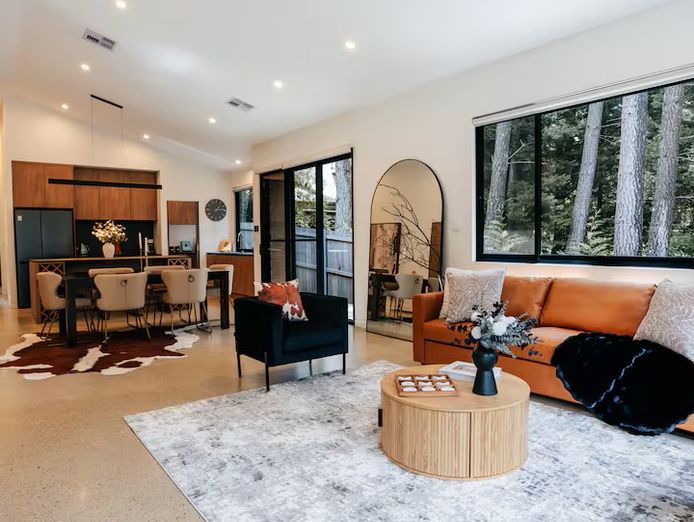 established-blue-mountains-short-term-rental-accommodation-management-business-5