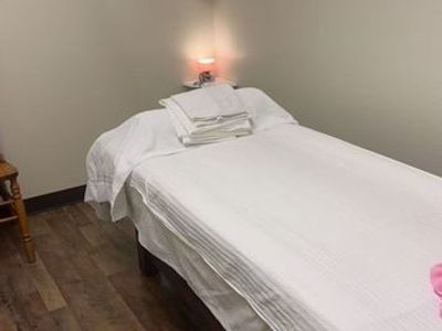 urgent-sale-fully-fitted-massage-shop-potts-point-walk-in-walk-out-1