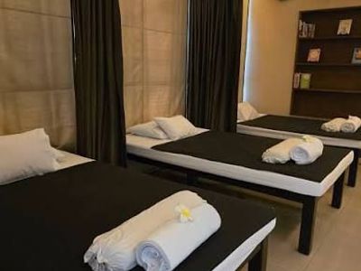 urgent-sale-fully-fitted-massage-shop-potts-point-walk-in-walk-out-2