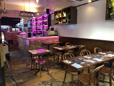 cafe-restaurant-and-bar-on-busy-cbd-office-street-priced-for-quick-sale-6
