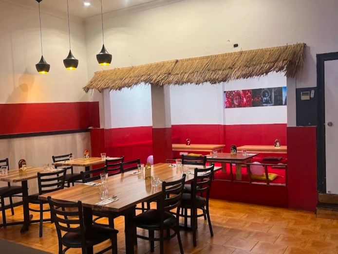 turnkey-cafe-restaurant-opportunity-walk-in-start-trading-tomorrow-3