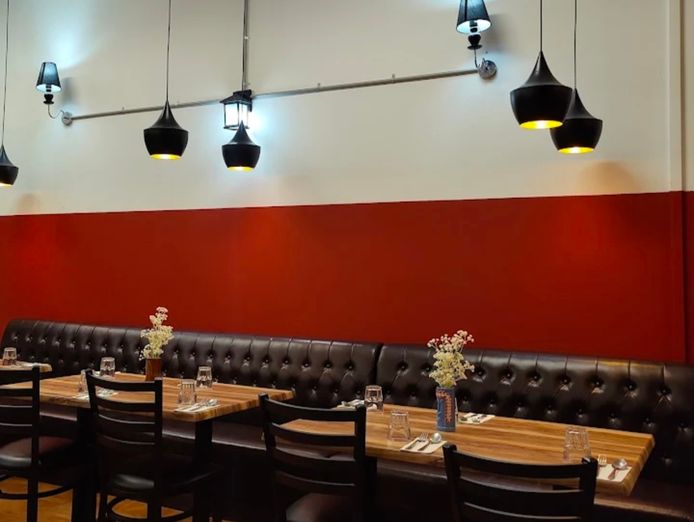 turnkey-cafe-restaurant-opportunity-walk-in-start-trading-tomorrow-4