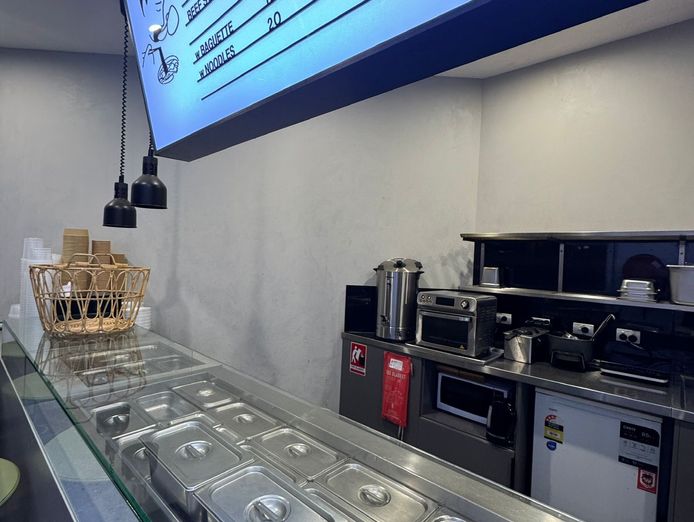 established-vietnamese-restaurant-for-sale-redfern-station-4