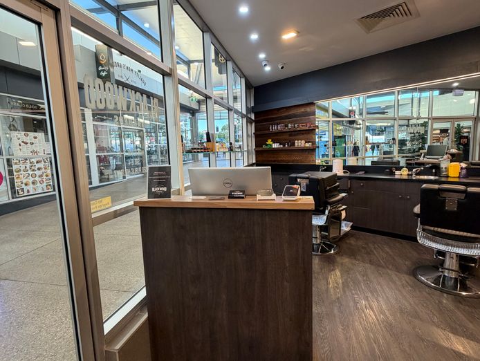 established-5-chair-barber-shop-nundah-village-35-000-wiwo-2