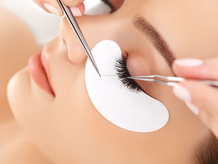 established-eyelash-extension-studio-for-sale-melbourne-cbd-2