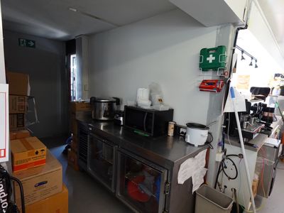 thai-asian-takeaway-restaurant-business-for-sale-3