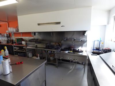 thai-asian-takeaway-restaurant-business-for-sale-4