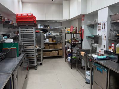 cafe-for-sale-prime-location-near-macarthur-square-8