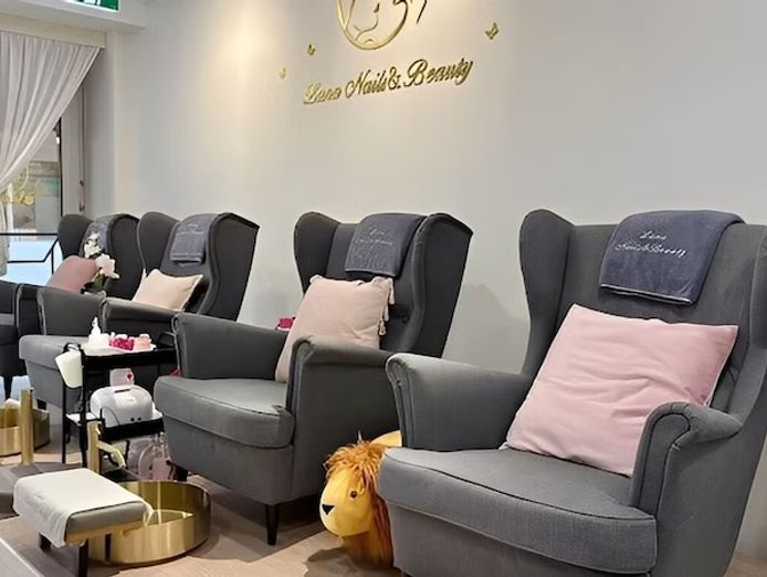 south-port-boutique-nail-salon-for-sale-1