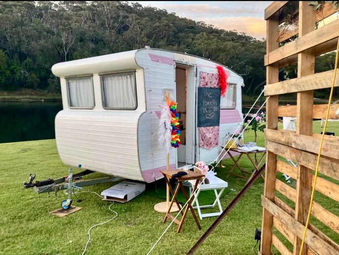 the-vintage-rose-photo-booth-1