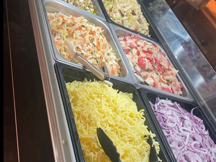 charcoal-chicken-gyros-bar-3