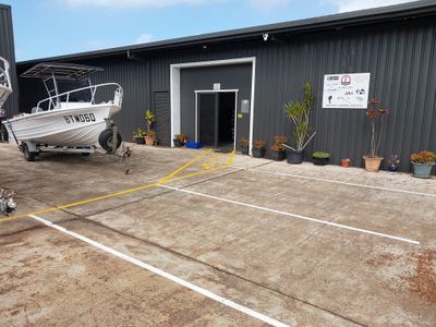 successfull-boat-dealership-and-repair-centre-0